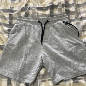 Men’s Adult Medium Zara Sweat Shorts in Light Grey